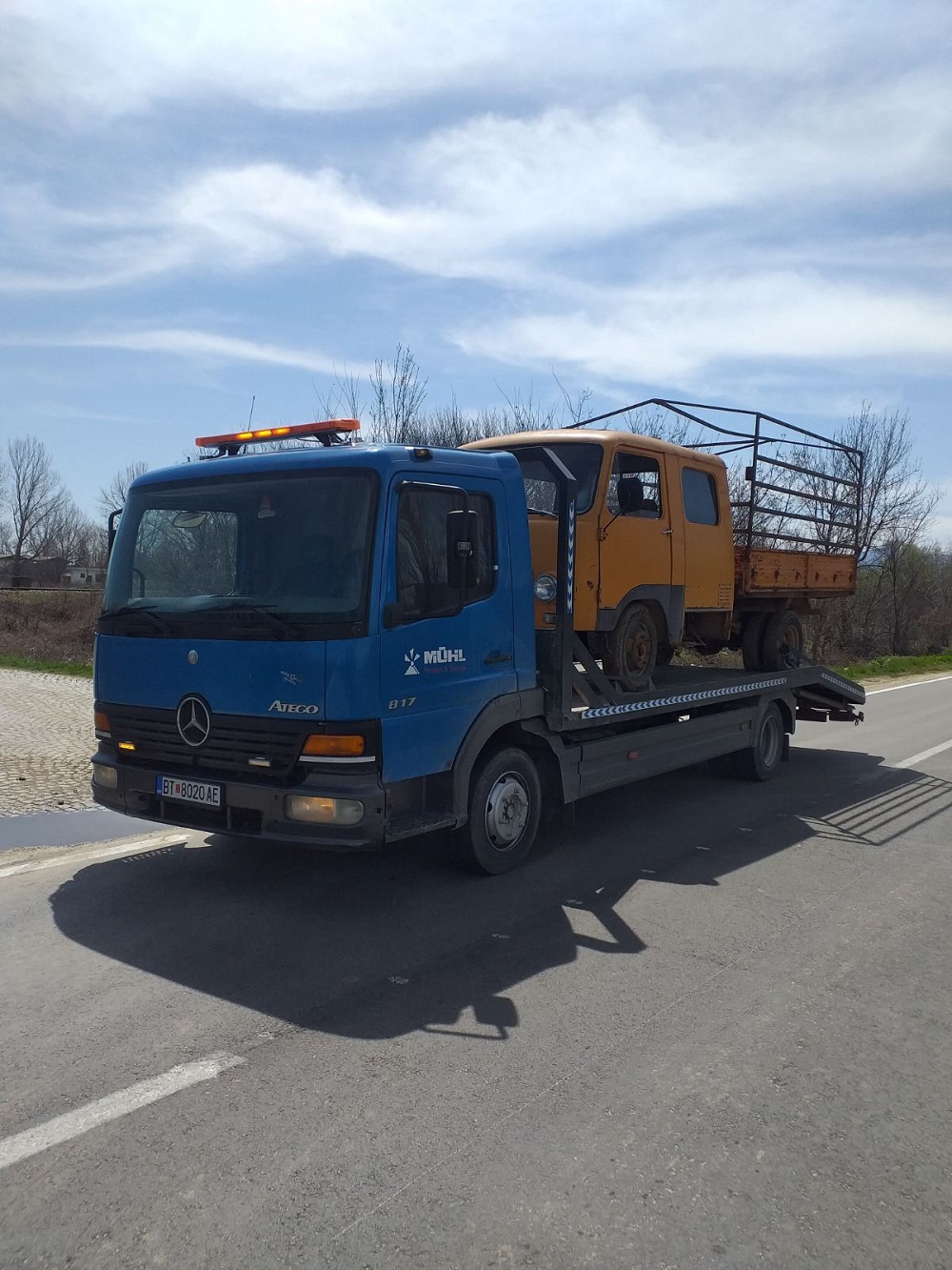 Пренесување и на оштетени и неподвижни возила! Можност за носење на возила во неподвижна состојба!